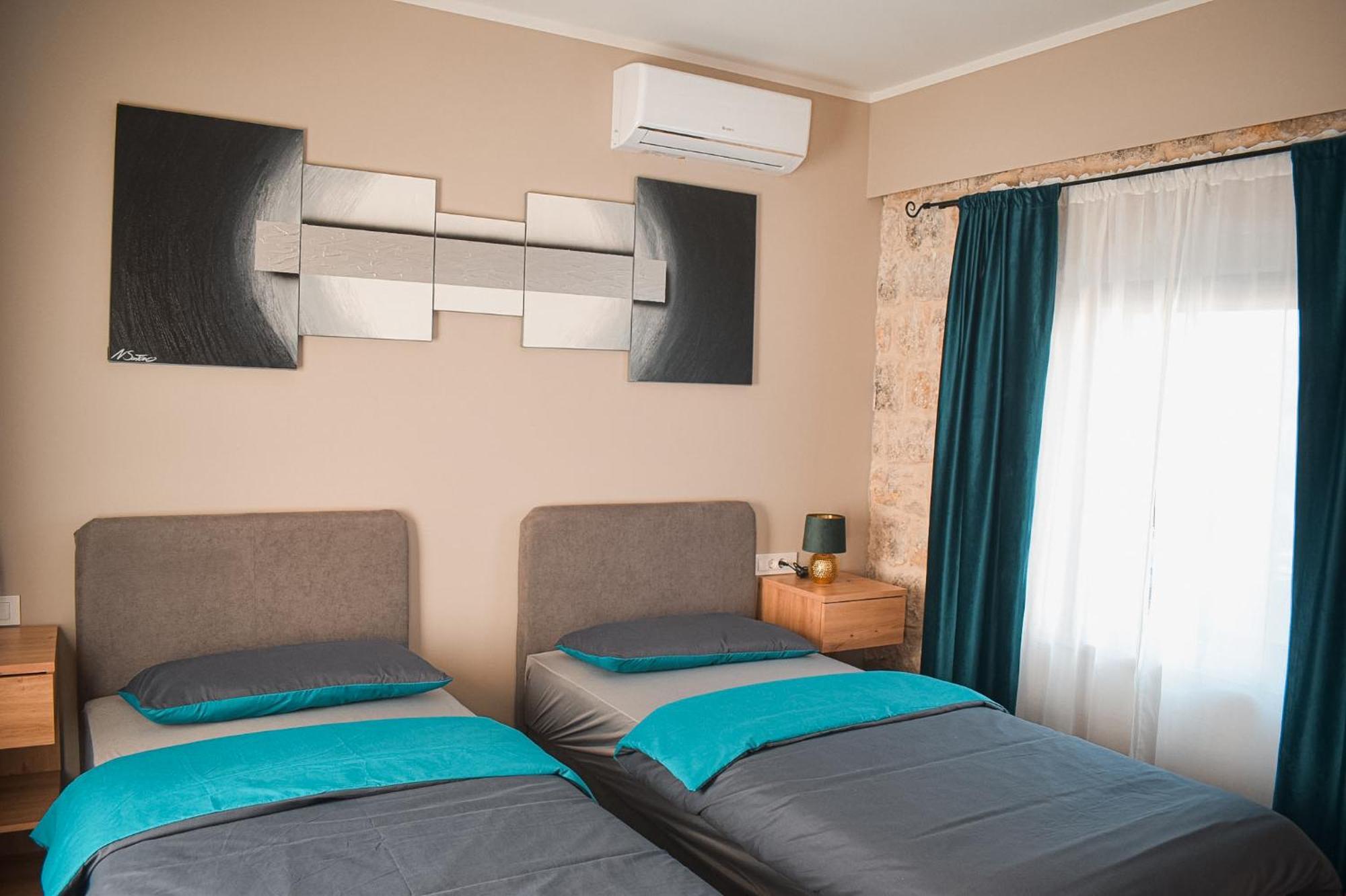 Apartments Jelovic Sinj Dış mekan fotoğraf